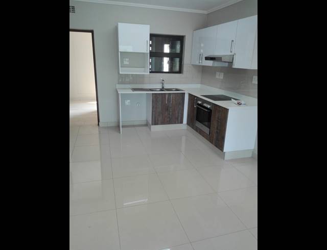 2 BEDROOM APARTMENT FOR SALE IN UMHLANGA RIDGE